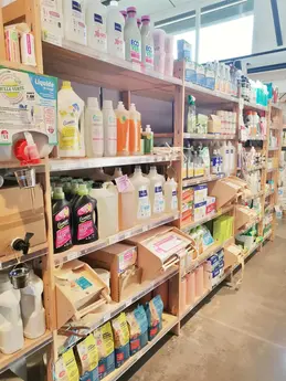 120-biocoop-lunel-magasin-bio-maison-produit-vrac-liquide.webp
